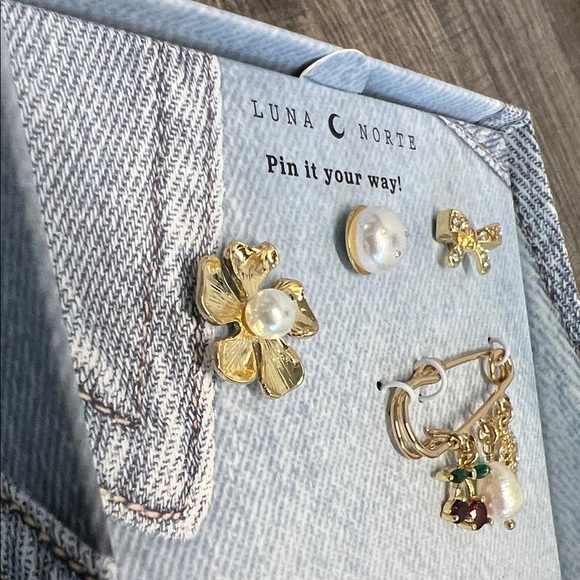 Luna Norte | Vintage-Retro Inspired Brooch Collection - Picture 8 of 8